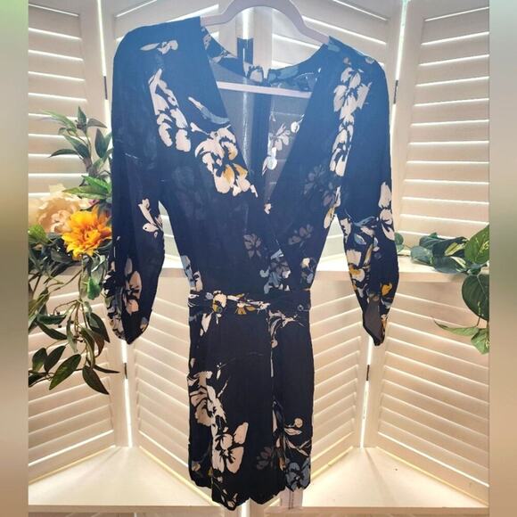 YUMI KIM BLACK FLORAL ROMPER NEW SIZE MED - Picture 2 of 9